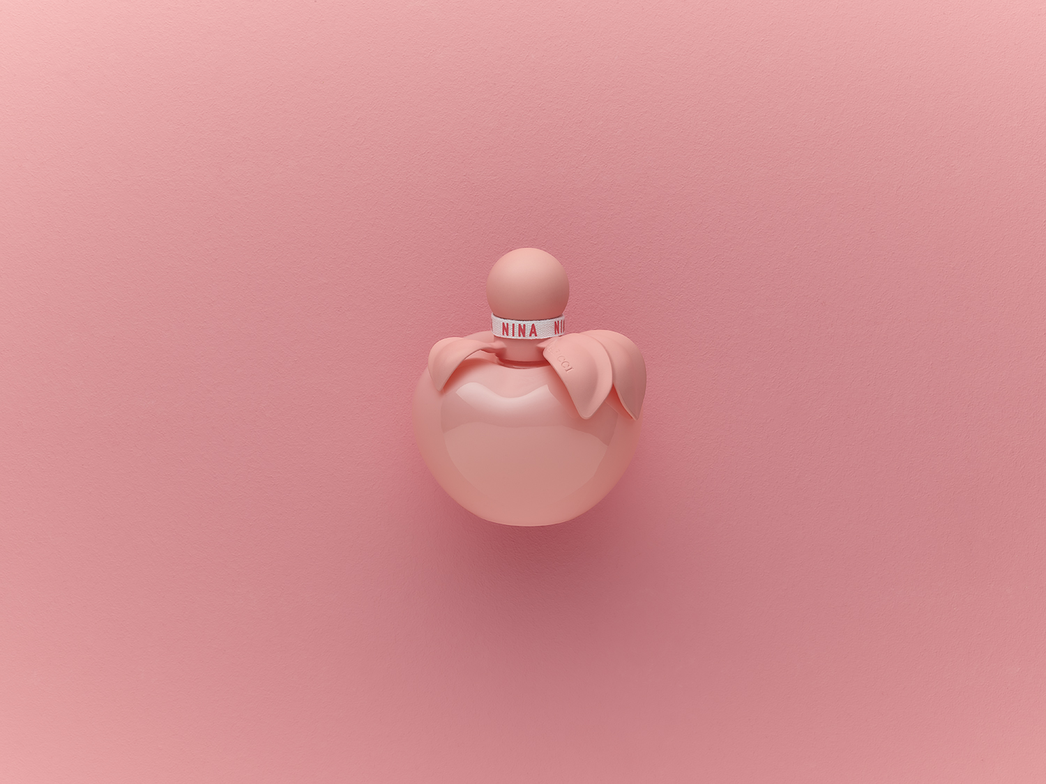 Nina ricci pink discount apple